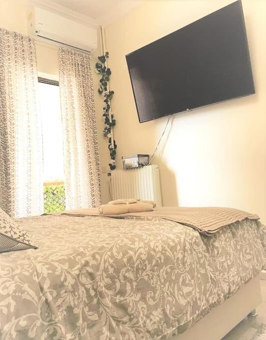 Theano'S Cozy & Quiet Lux Central Flat - Wifi & Full Amenities Patras Eksteriør billede
