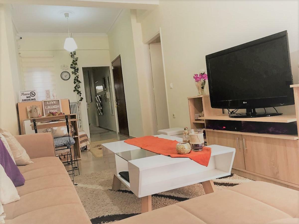 Theano'S Cozy & Quiet Lux Central Flat - Wifi & Full Amenities Patras Eksteriør billede